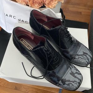 Marc Jacob Navy Multi colored snaked skin shoe